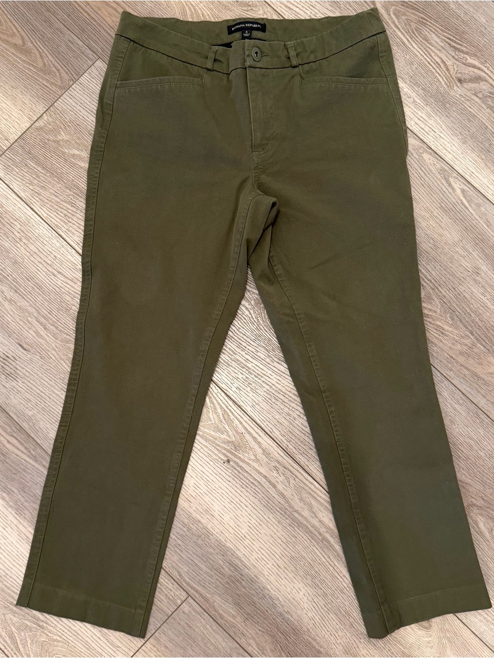 Banana Republic Olive Slim Fit Women’s Chinos